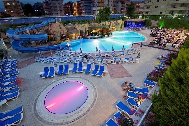 קונאקלי Timo Resort Hotel מראה חיצוני תמונה